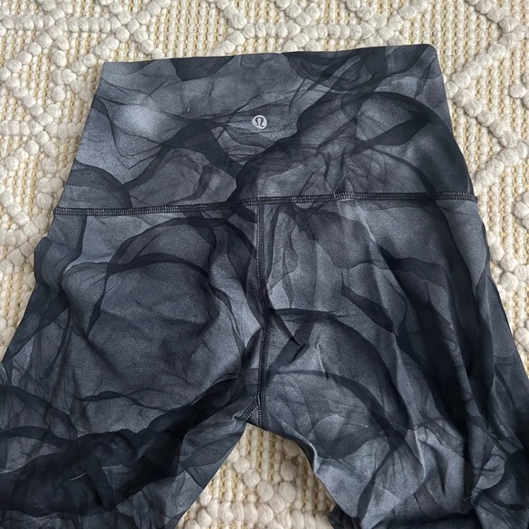 Lululemon 7/8 Leggings - Picture 3 of 4